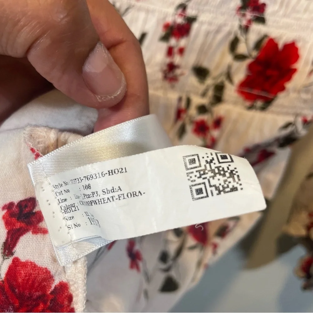 Old Navy Red Fit and Flare Flower Dress with Bishop Sleeves Girls 14-16 🌸​